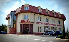 Hotel Restauracja Leliwa